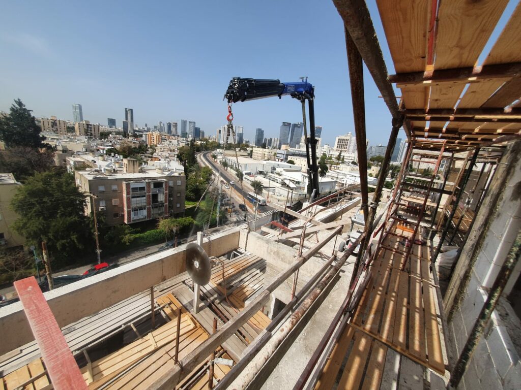 ניסור-קורת-בטון